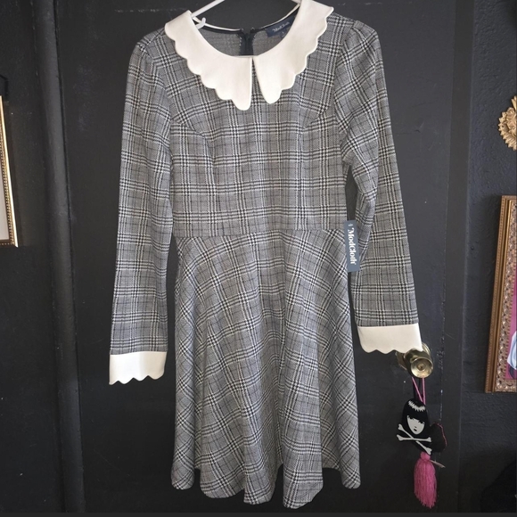 MODCLOTH DRESS - Picture 2 of 5